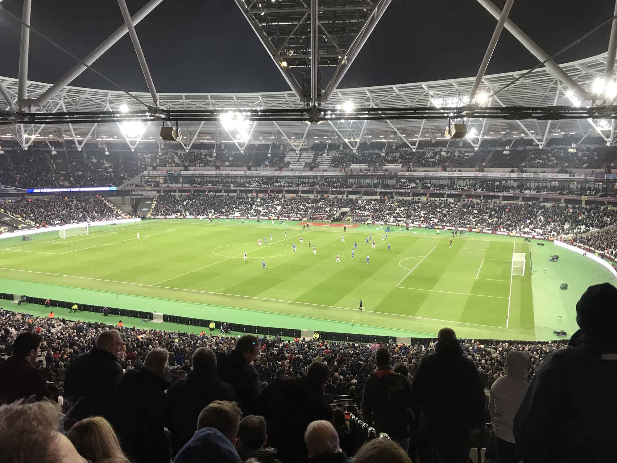 Premier League Live: London Olympic Stadium som er hjemmebane for West Ham United kan være et mål for studieturen til London dersom det blir mulig å reise vinteren 2021-22. Her fra en PL-kamp mot Leicester.