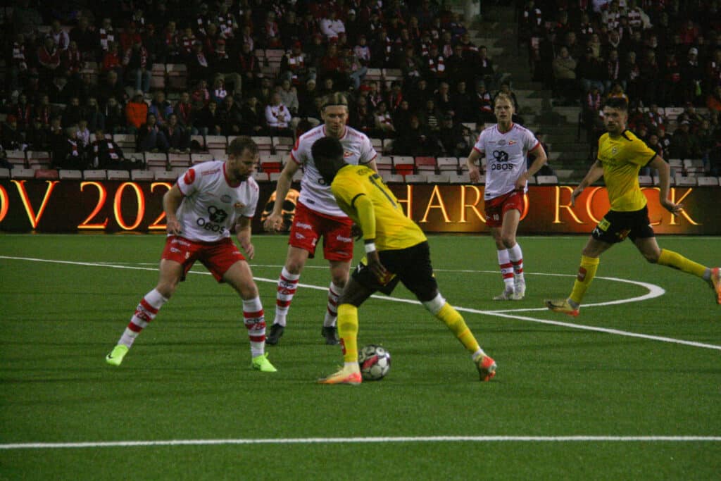 Fotballbilder 2024/25. Sportsjournalistikk og idrett.